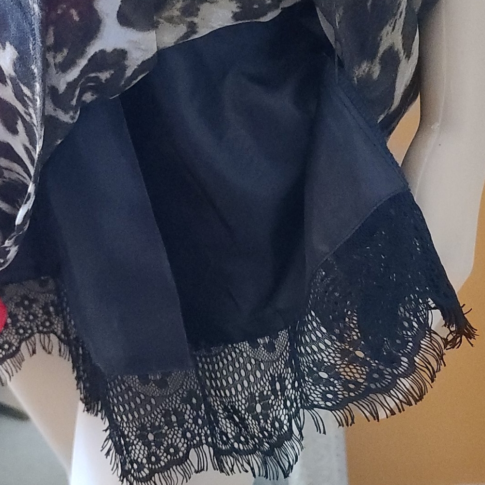 Twelve Layers Animal Print Tunic - Picture 8 of 14
